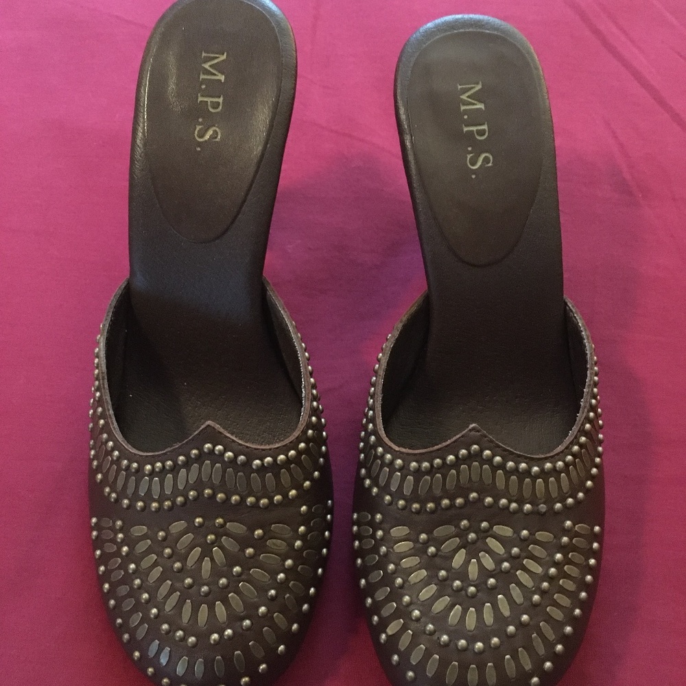 M.P.S. brown beaded women's clogs with heels.